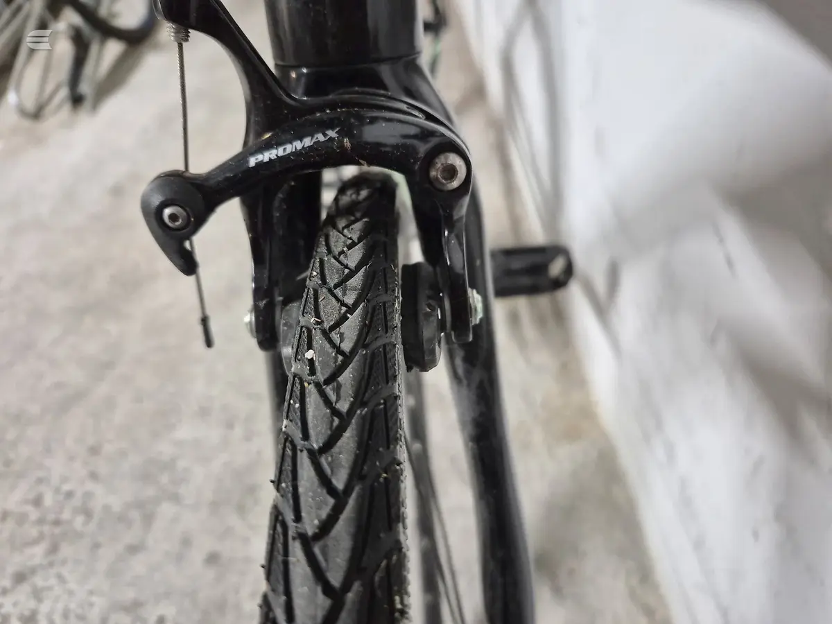 Used 2016 Cannondale Synapse Road Bike, photo 4 of 10