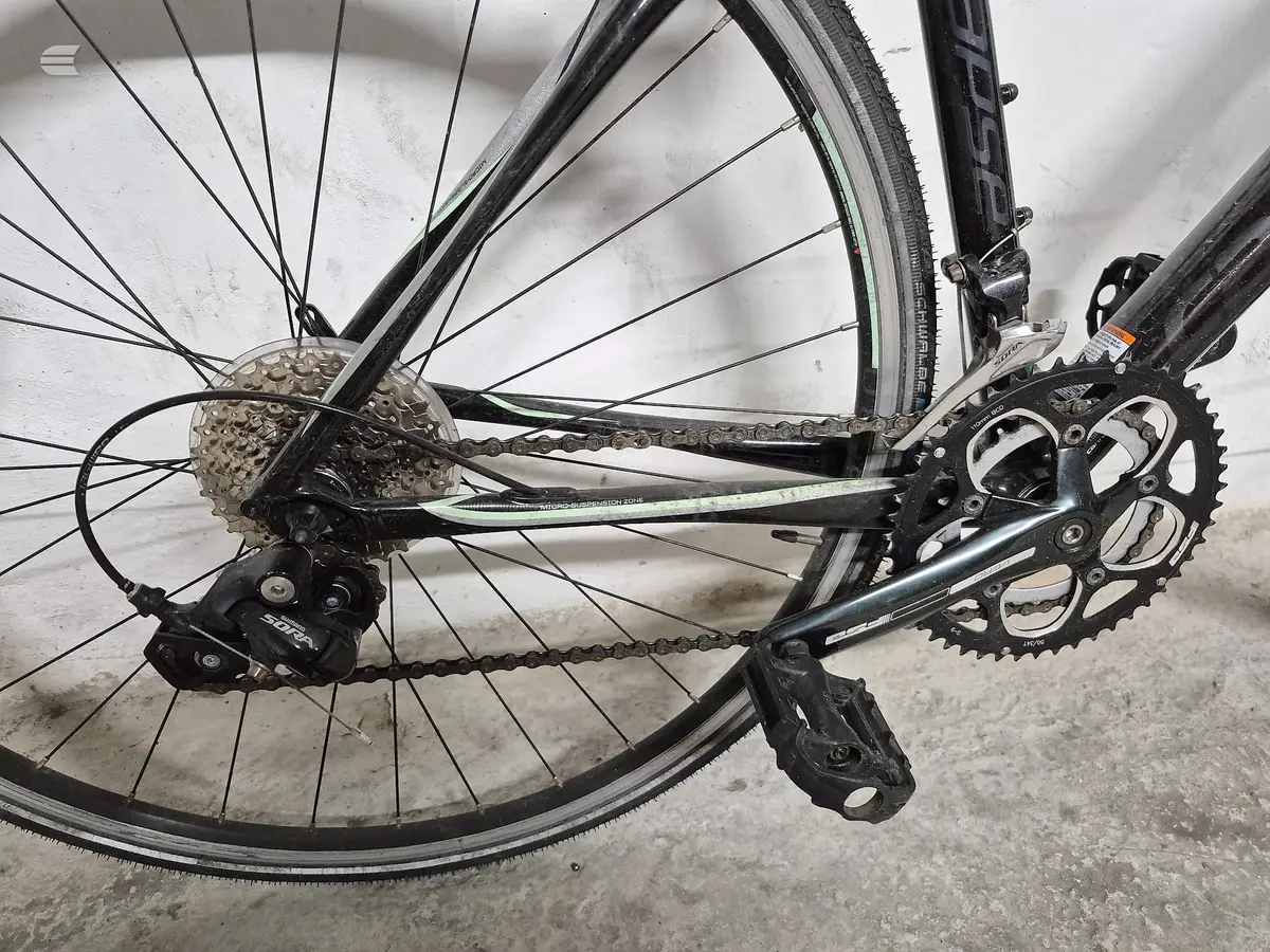 Used 2016 Cannondale Synapse Road Bike, photo 5 of 10