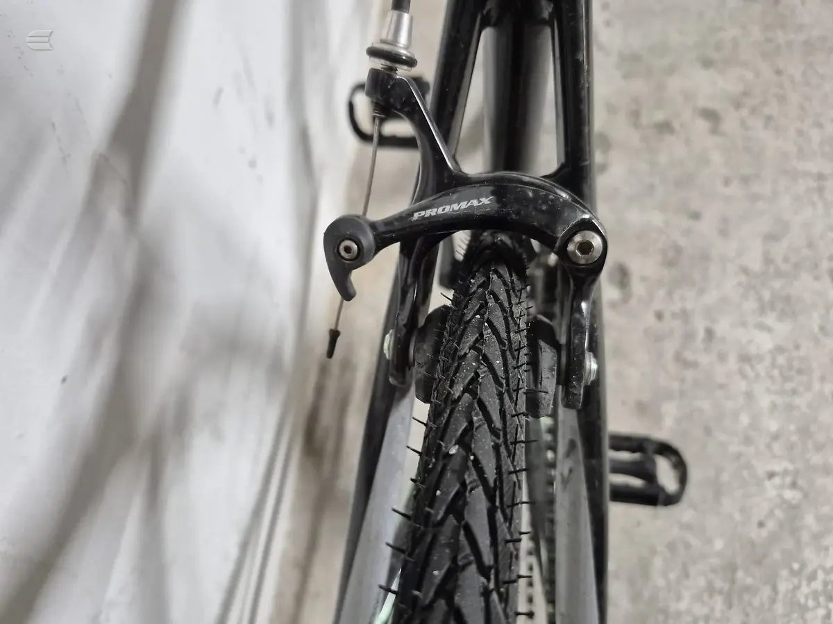 Used 2016 Cannondale Synapse Road Bike, photo 6 of 10