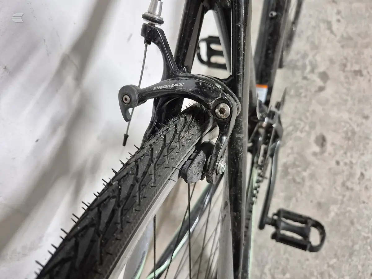 Used 2016 Cannondale Synapse Road Bike, photo 8 of 10