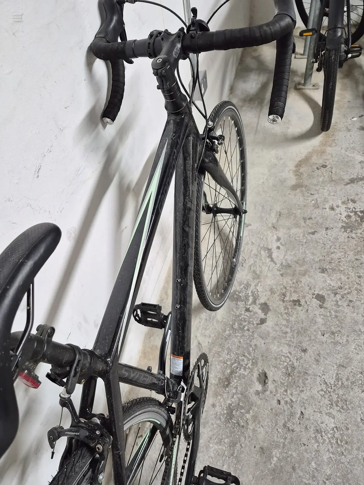 Used 2016 Cannondale Synapse Road Bike, photo 10 of 10