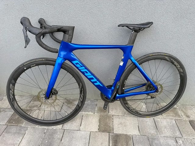 2020 Giant Advanced 2 Disc Carbon