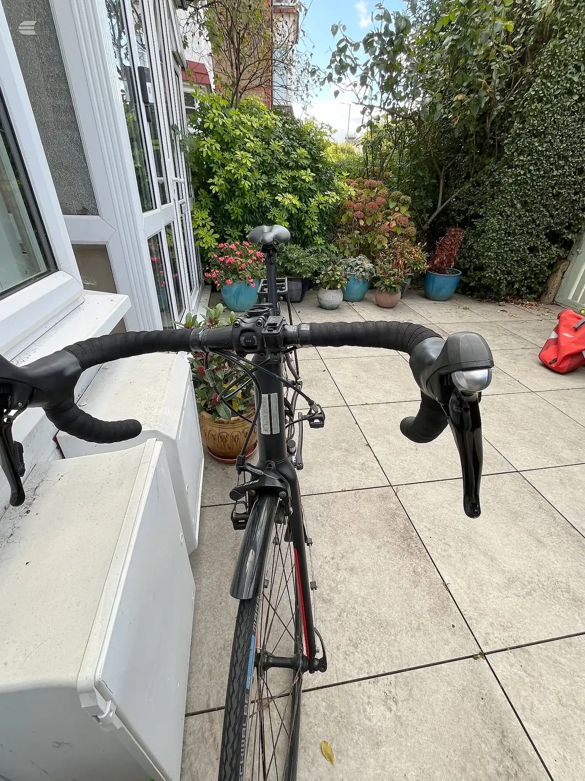Used 2020 Pinnacle Sentinel Road Bike, photo 4 of 5