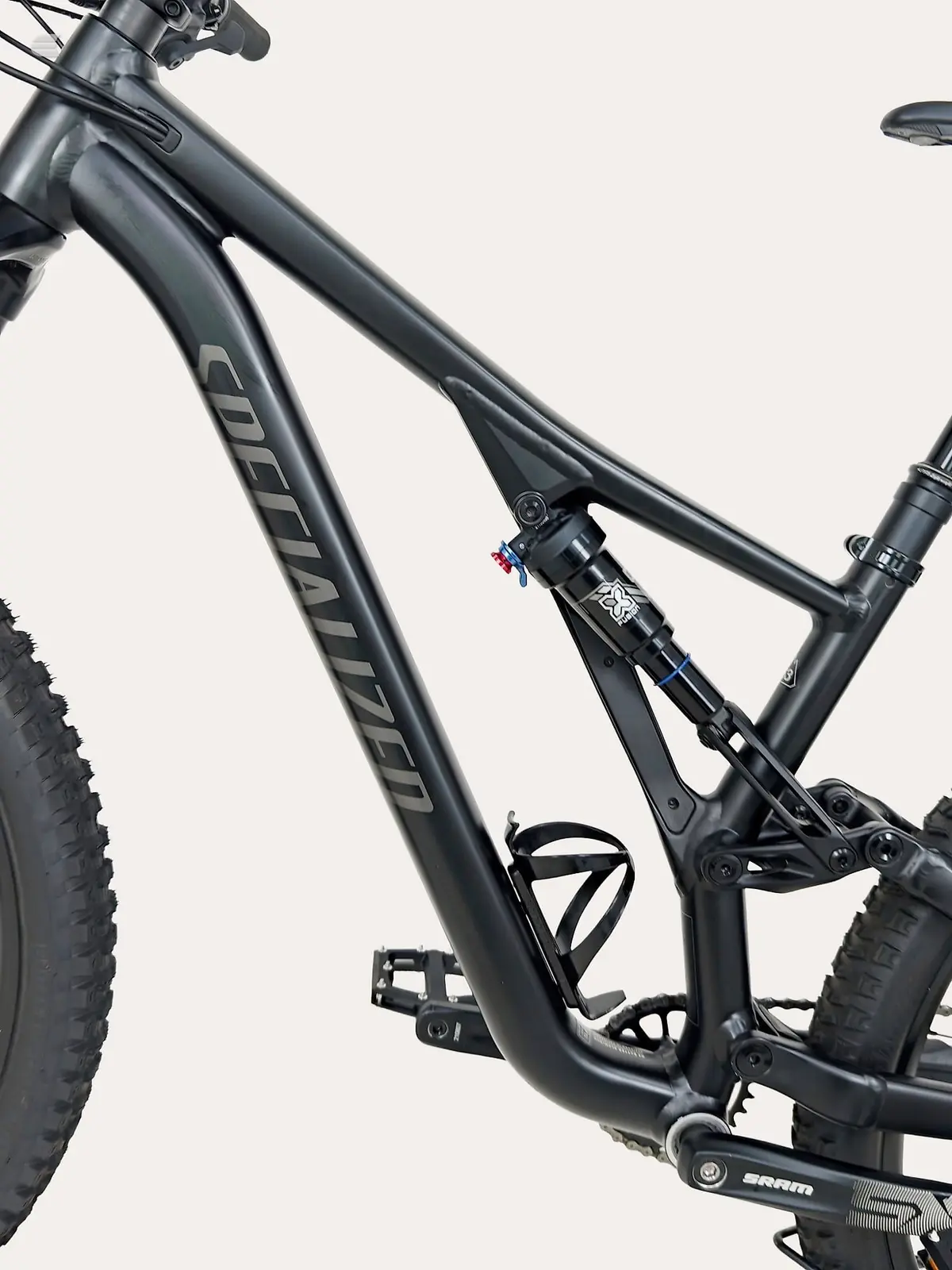 Used 2022 Specialized Stumpjumper Comp Mountain Bike, photo 3 of 14
