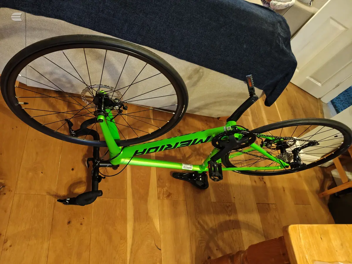 Used 2023 Merida Scultura 200 Road Bike, photo 11 of 12