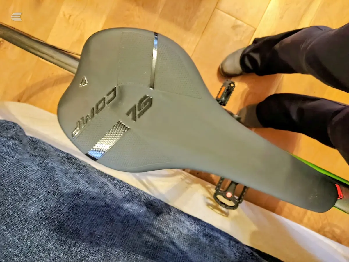 Used 2023 Merida Scultura 200 Road Bike, photo 5 of 12