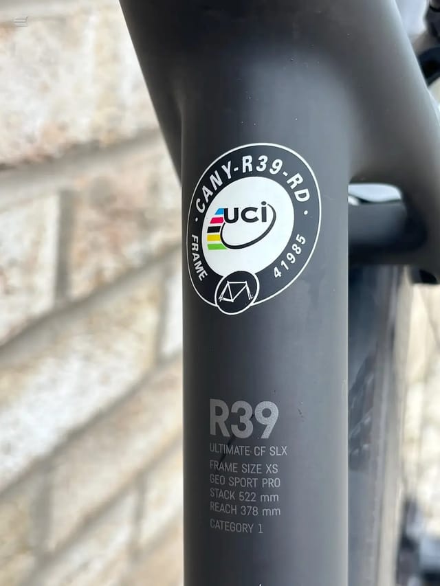 2016 Canyon Ultimate CF SLX 8.0 Di2, photo 2 of 13