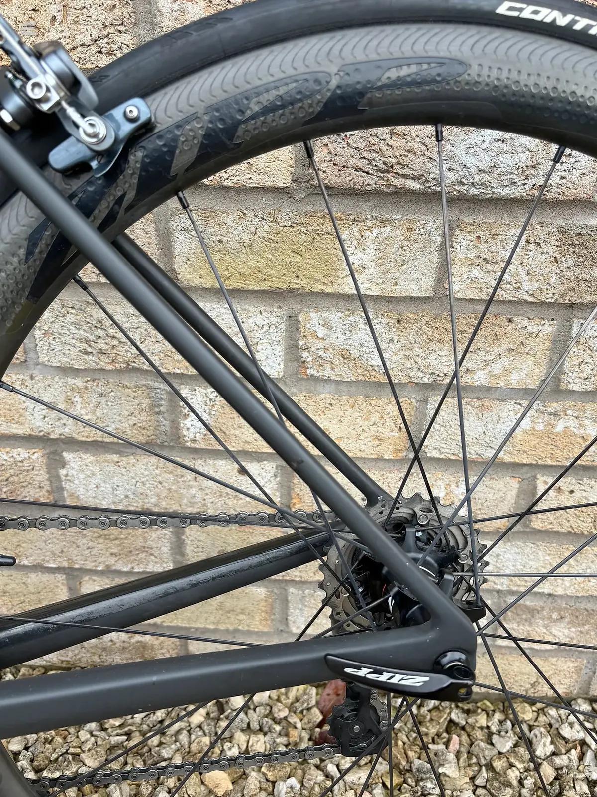 Used 2016 Canyon Ultimate CF SLX 8.0 Di2 Road Bike, photo 12 of 13
