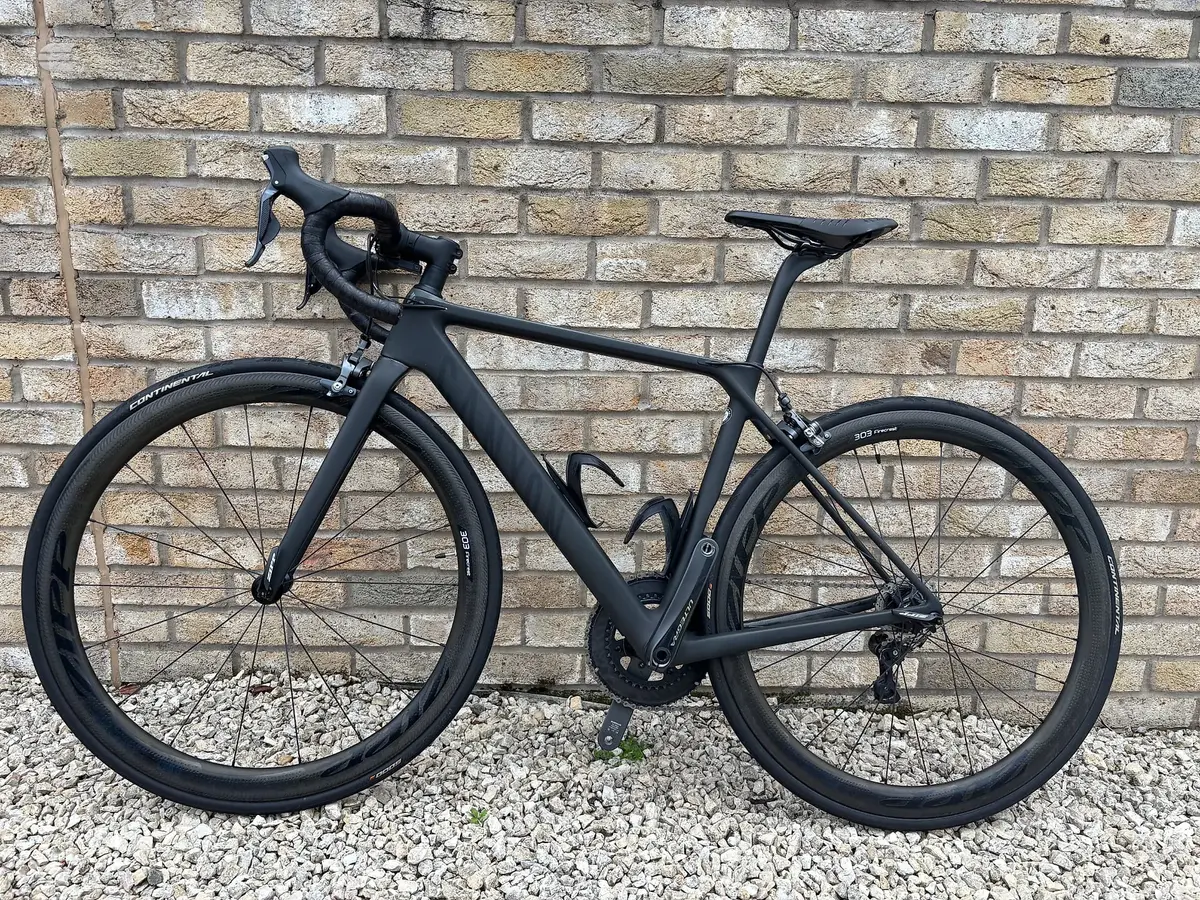 Used 2016 Canyon Ultimate CF SLX 8.0 Di2 Road Bike, photo 9 of 13