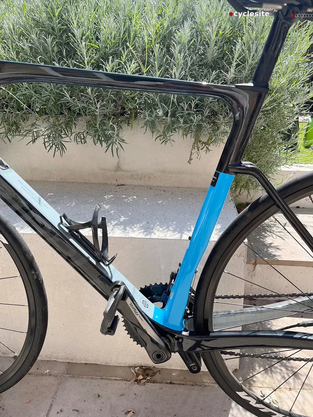 Used Ribble Endurance SL Disc Road Bike, photo 2 of 5