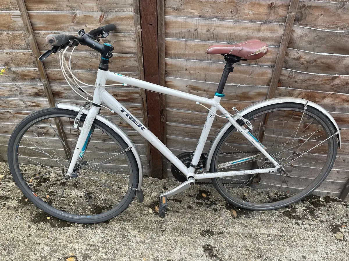 Used 2015 Trek 7.2 FX Hybrid Bike, photo 14 of 16