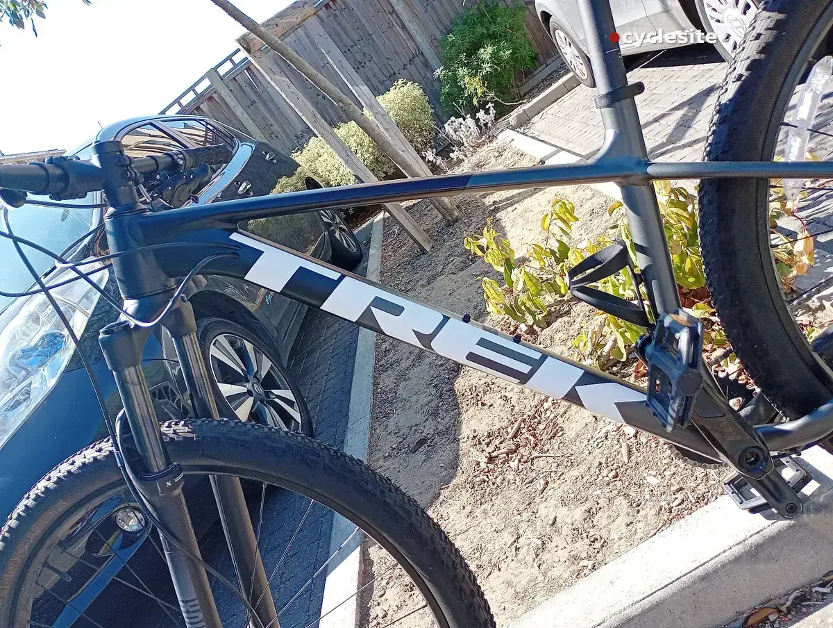 Used 2026 Trek Procaliber 6 Mountain Bike, photo 8 of 12