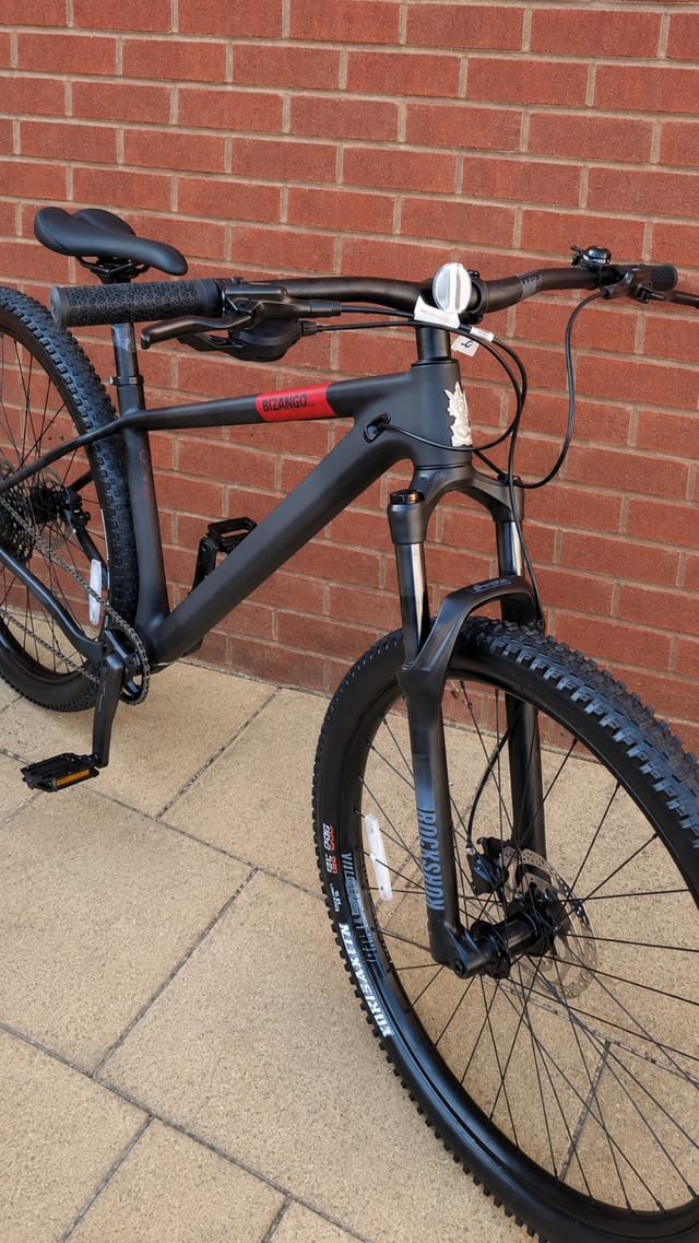 Voodoo Bizango Carbon Mountain Bike, 29er, Carbon Frame, Shimano 1x11, M Frame, photo 3 of 10