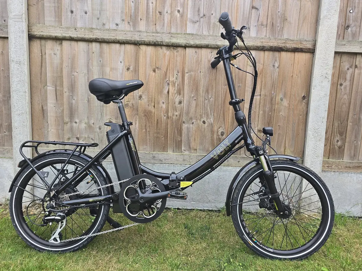 Used 2025 Volt Metro Folding Bike
