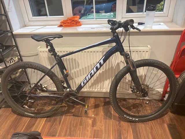 2022 Giant Talon 4