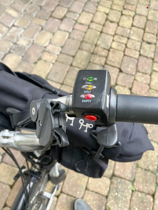 Brompton 6 speed, photo 4 of 7