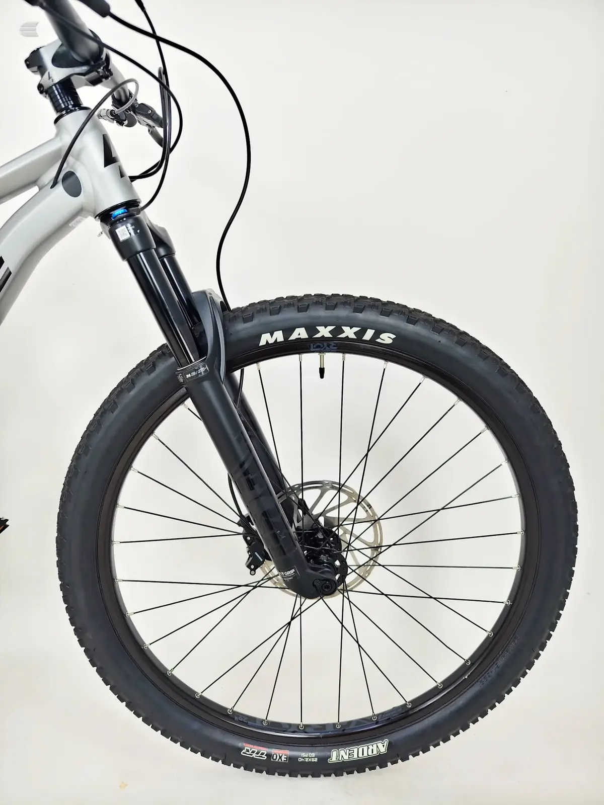 Used 2022 Lapierre Zesty TR 5.9 Mountain Bike, photo 15 of 18