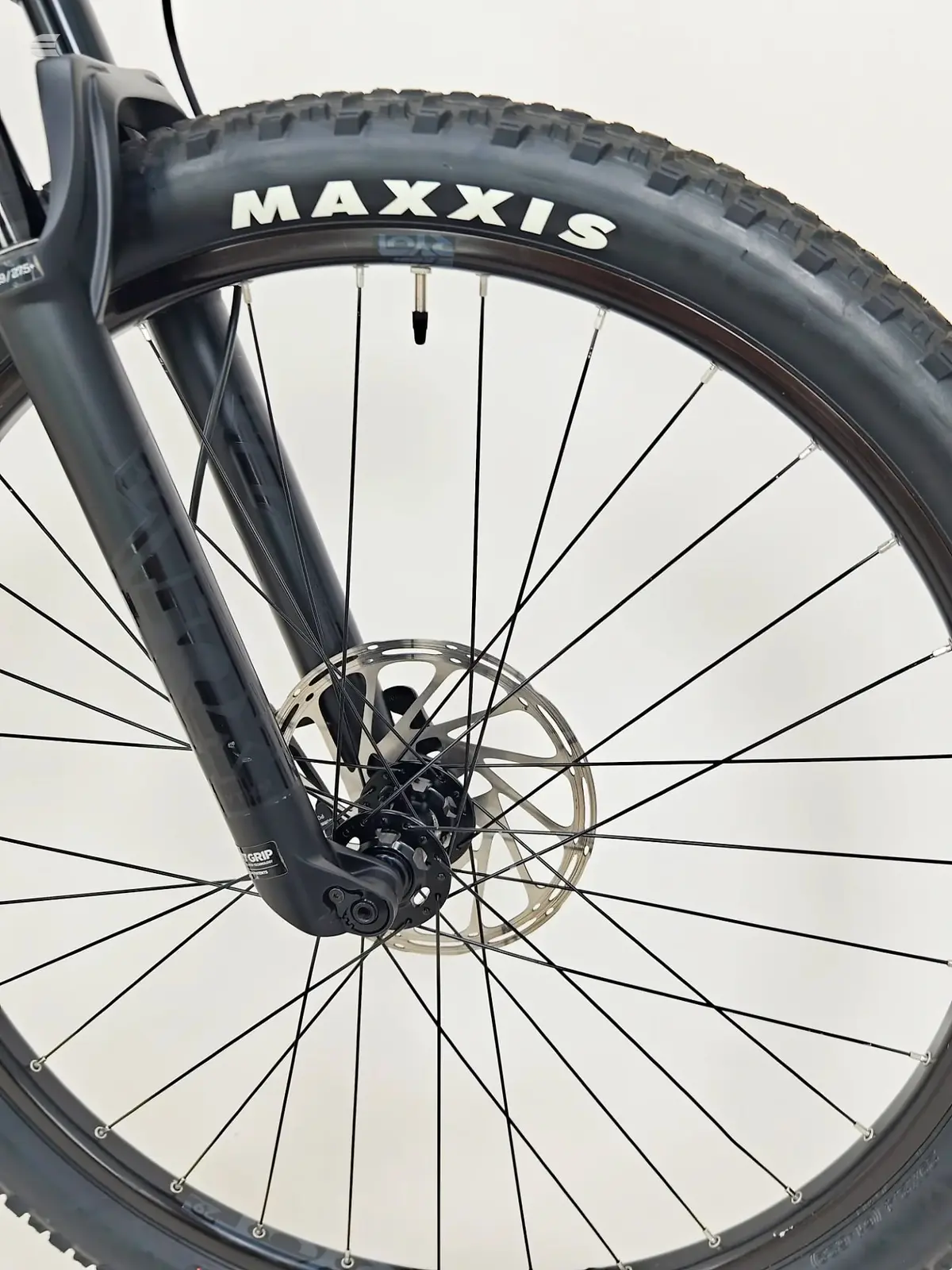 Used 2022 Lapierre Zesty TR 5.9 Mountain Bike, photo 16 of 18