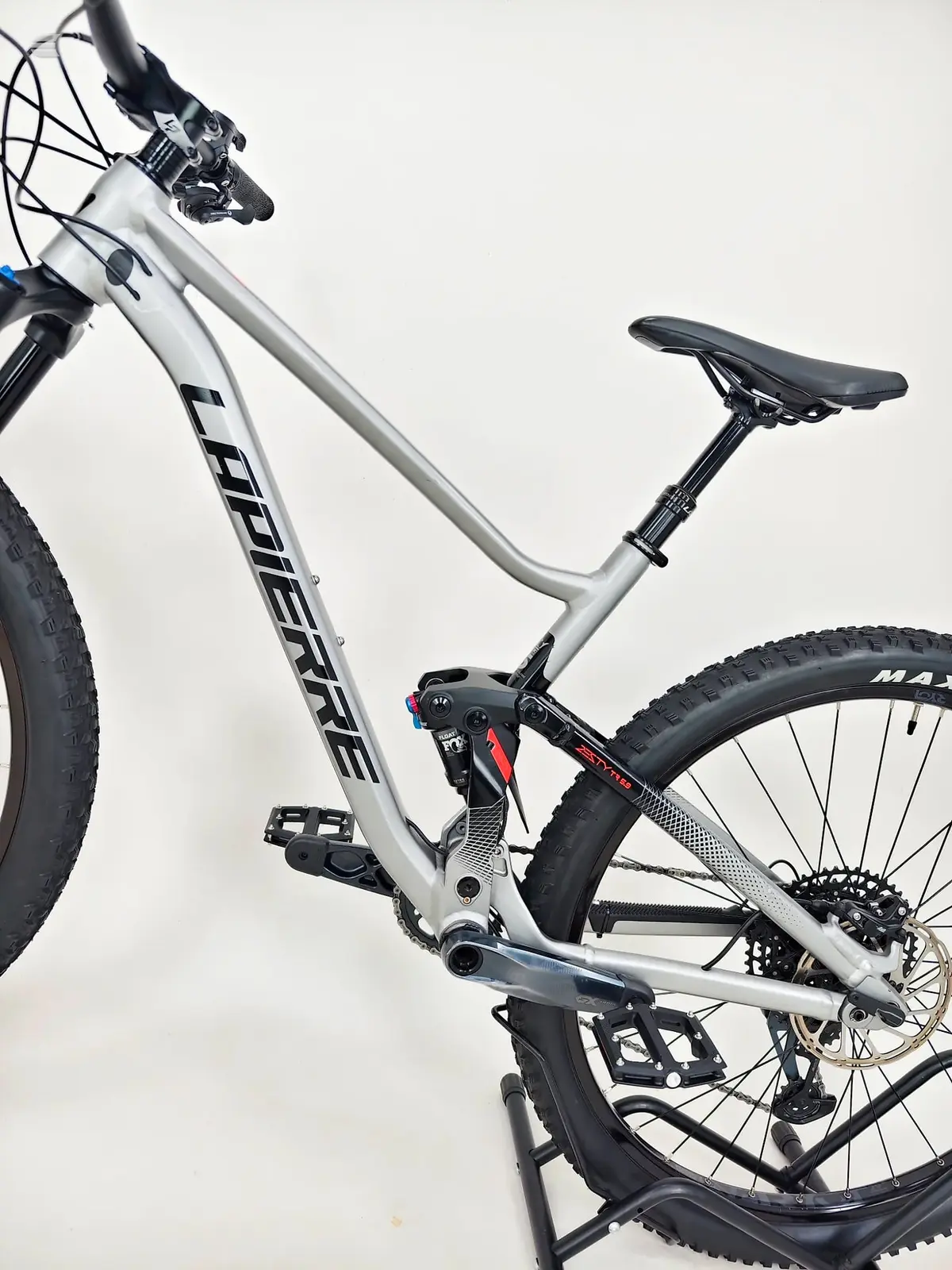 Used 2022 Lapierre Zesty TR 5.9 Mountain Bike, photo 3 of 18