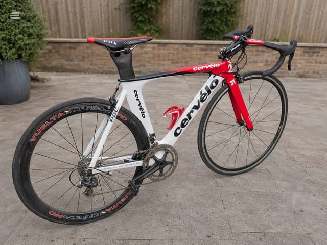 Cervelo P2C Carbon Road Bike, 50cm, Campagnolo Chorus, photo 3 of 8