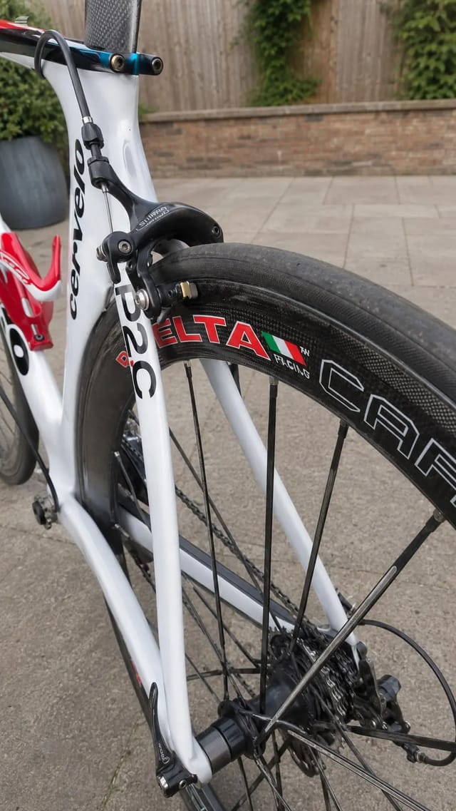 Cervelo P2C Carbon Road Bike, 50cm, Campagnolo Chorus, photo 8 of 8