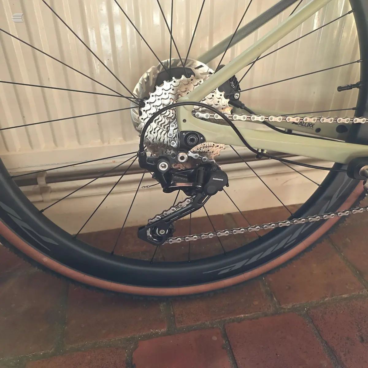 Used 2022 Giant Revolt 1 Gravel Bike, photo 4 of 13