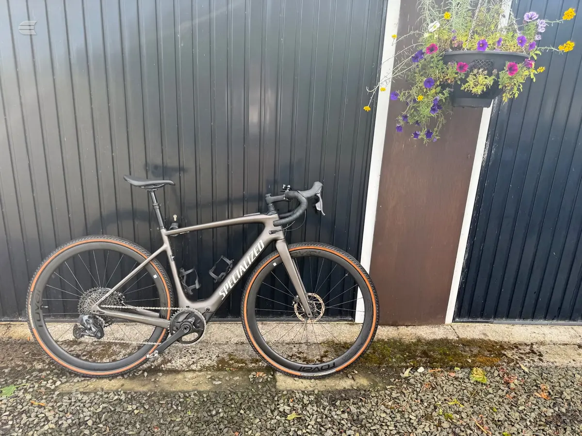 Used 2022 Specialized Creo SL expert cabon Gravel Bike