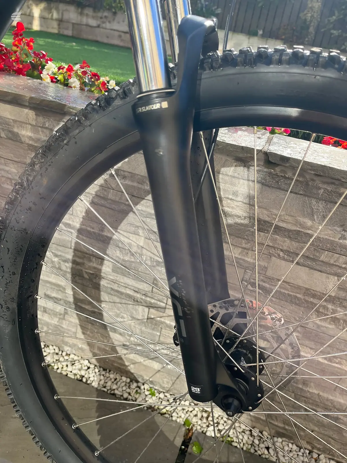Used 2025 Cube AIM Pro Mountain Bike, photo 4 of 9