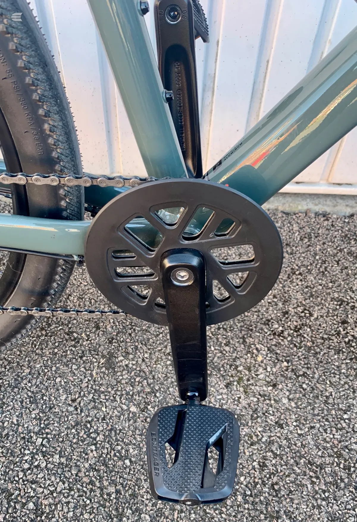 Used 2025 Trek Dual Sport 2 5 Gen Hybrid Bike, photo 8 of 12