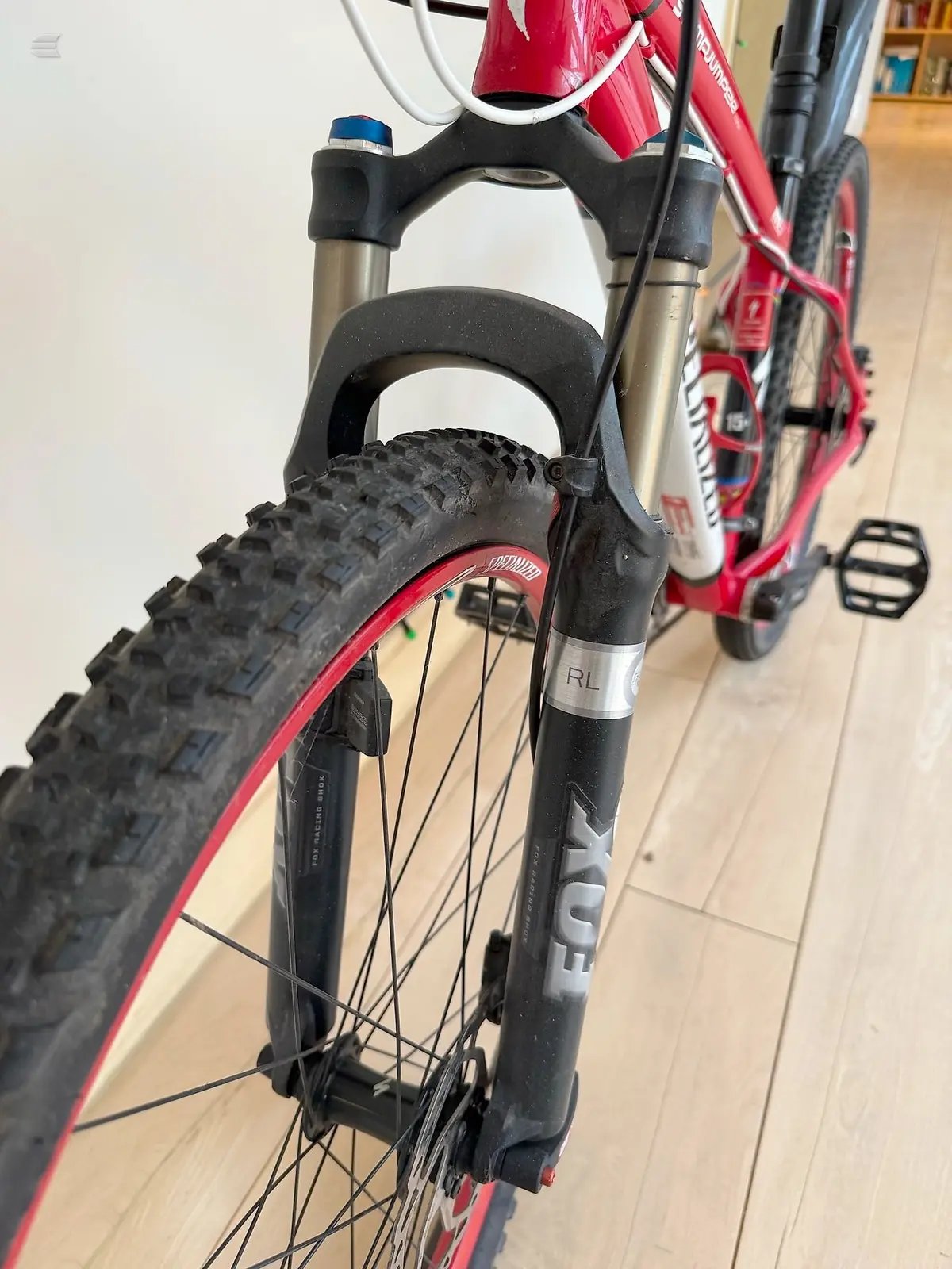 Used 2010 Specialized Stumpjumper Comp Mountain Bike, photo 4 of 5