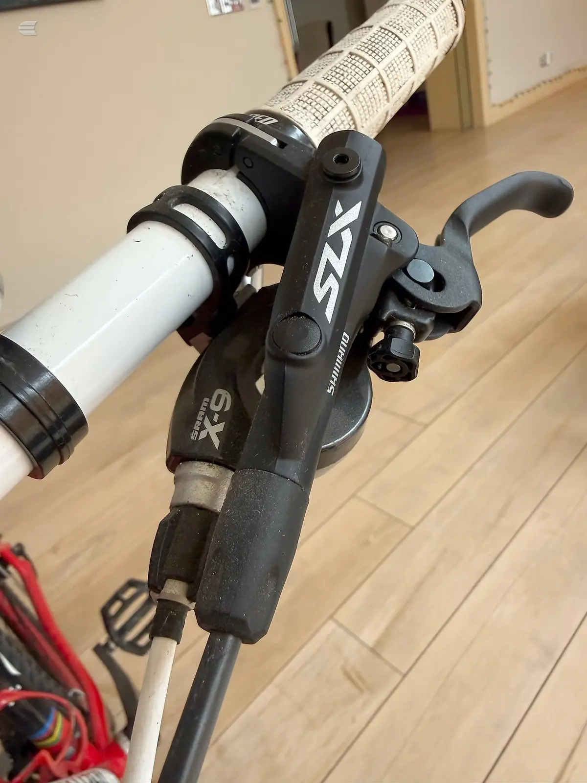 Used 2010 Specialized Stumpjumper Comp Mountain Bike, photo 5 of 5