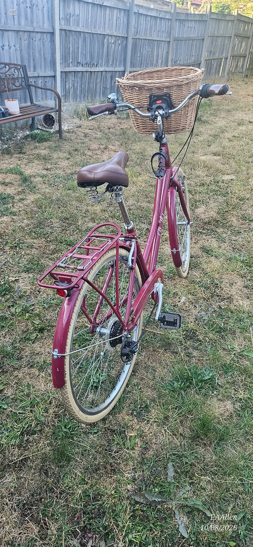 Used Pendleton Somerby Hybrid Bike, photo 3 of 3