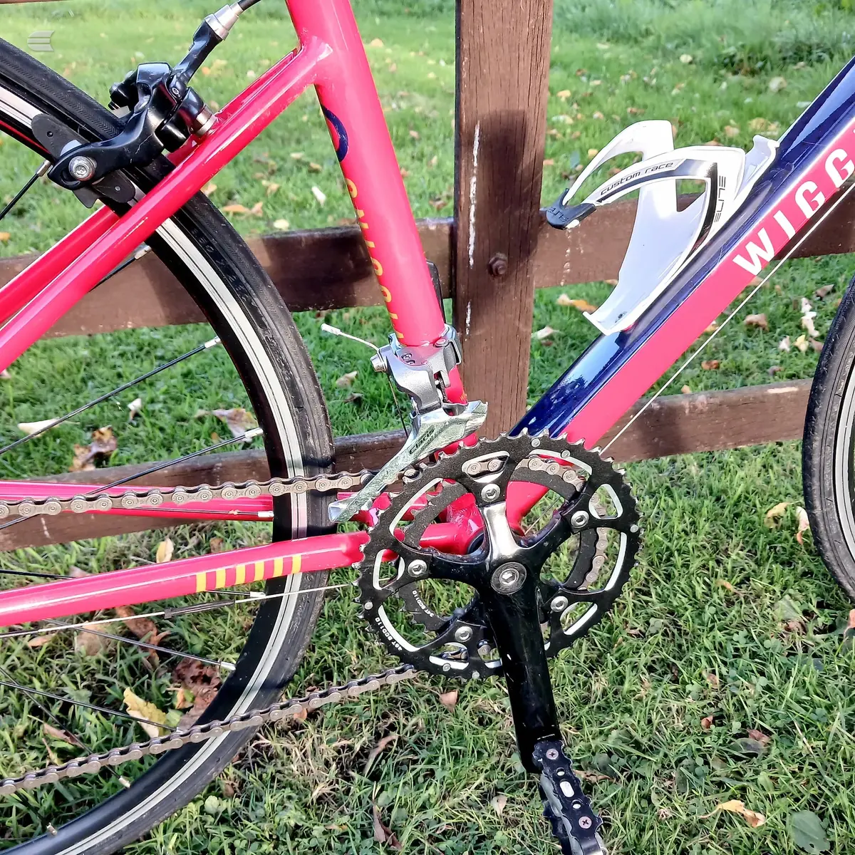 Used 2017 Wiggins Rouen 650 Junior Road Bike, photo 2 of 5