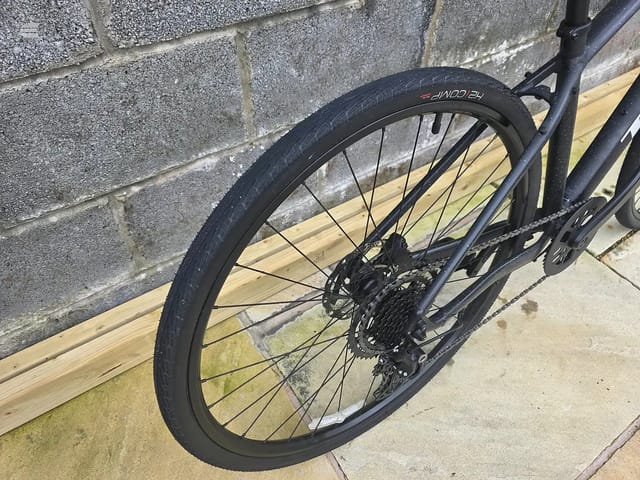 Used 2027 Trek FX2 Gen 4 Hybrid Bike, photo 16 of 17
