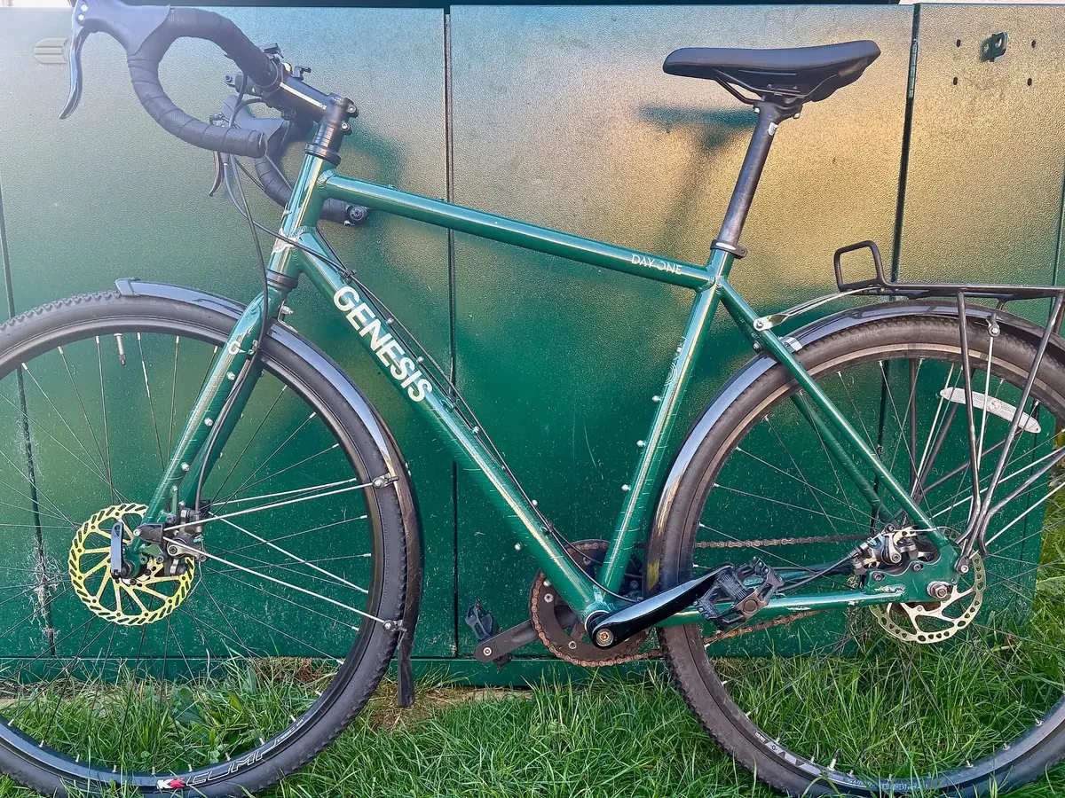 Used 2024 Genesis Day One Hybrid Bike, photo 2 of 5