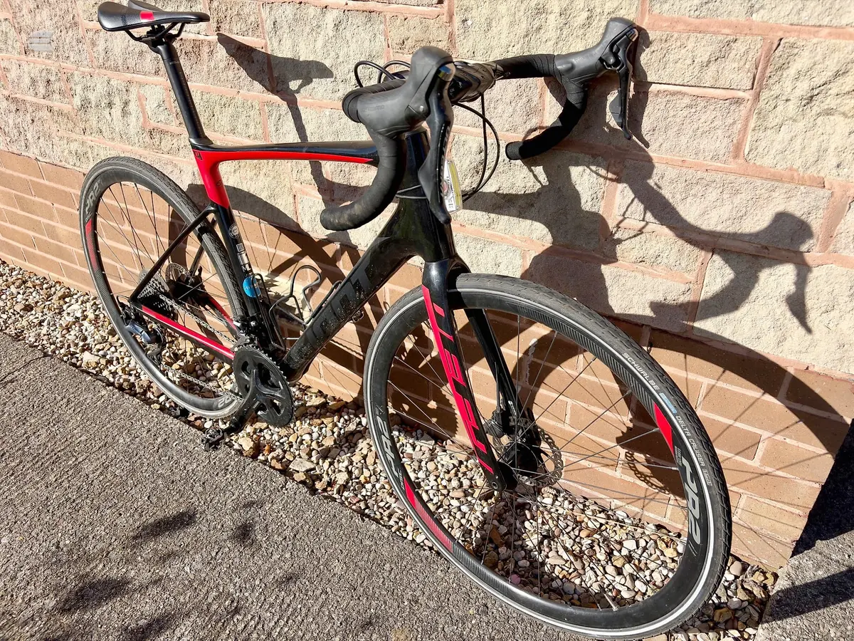 Used 2019 Giant Defy Advanced 2 Road Bike, photo 3 of 5