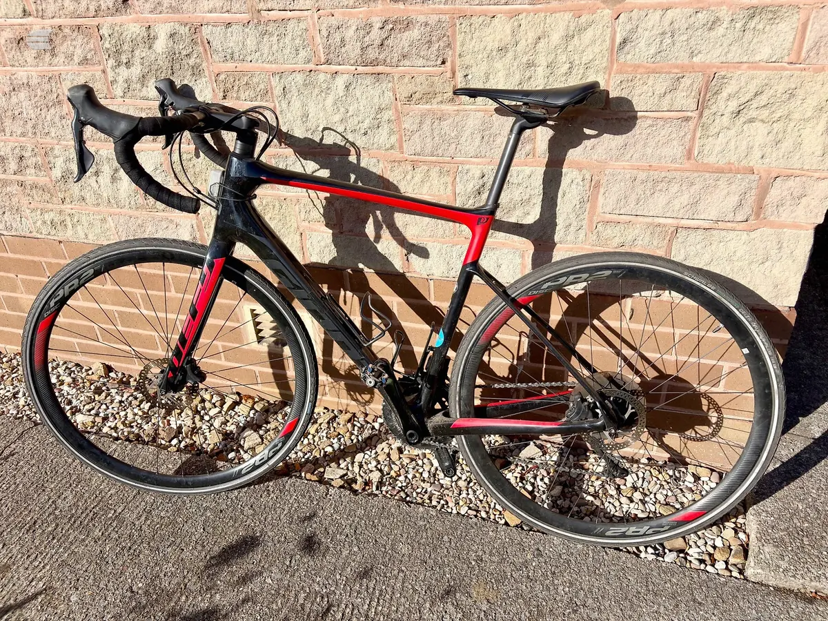 Used 2019 Giant Defy Advanced 2 Road Bike, photo 4 of 5