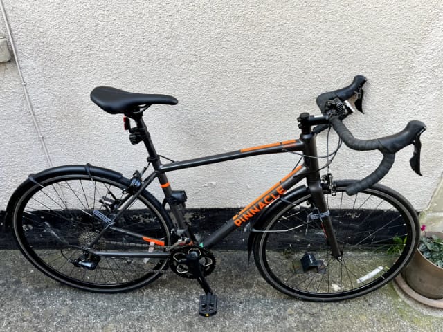 Pinnacle Laterite 3, Size Medium (suitable for 5 7 - 5 10), as good as new