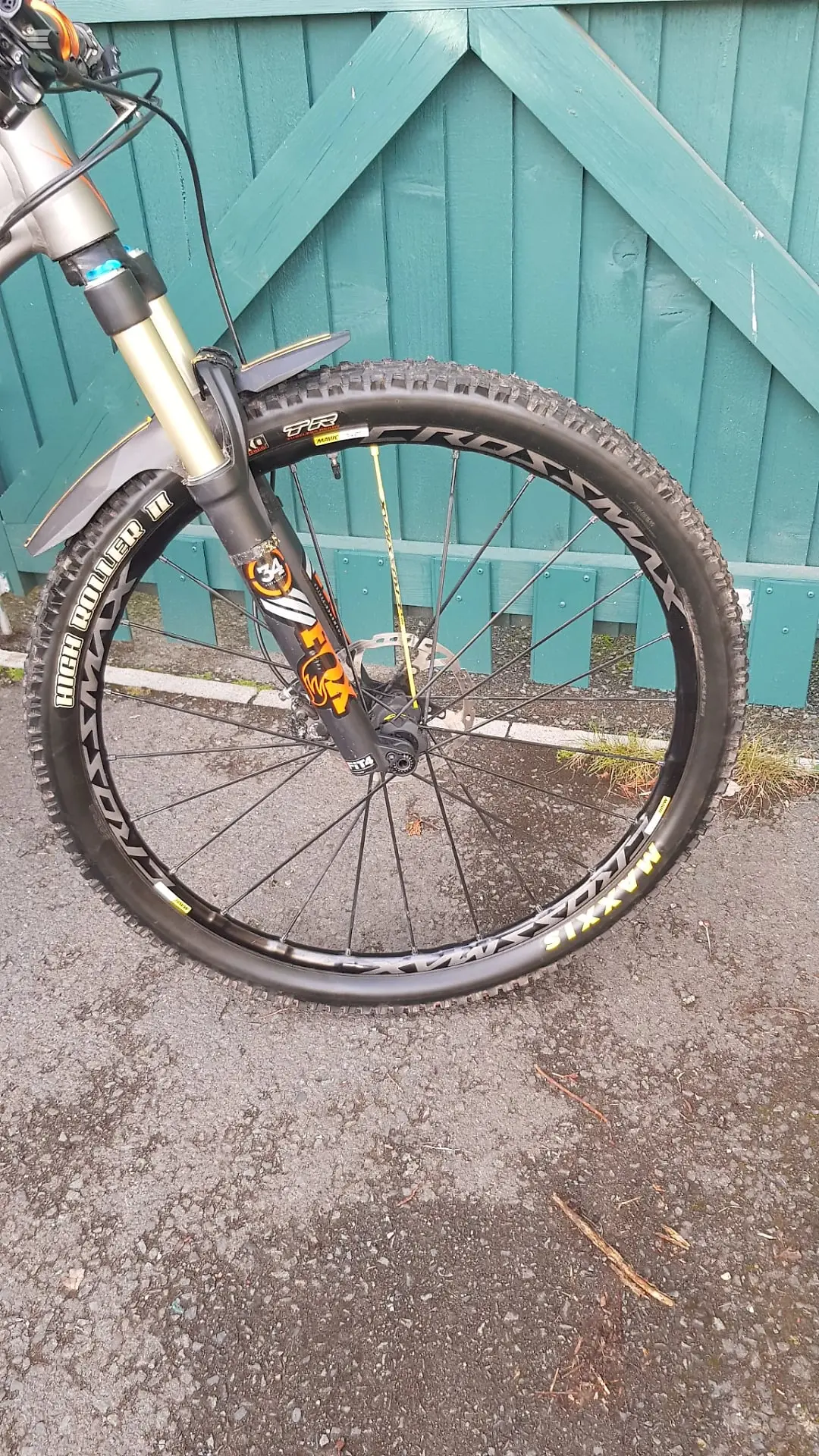 Used 2016 Whyte T-29RS Mountain Bike, photo 9 of 12