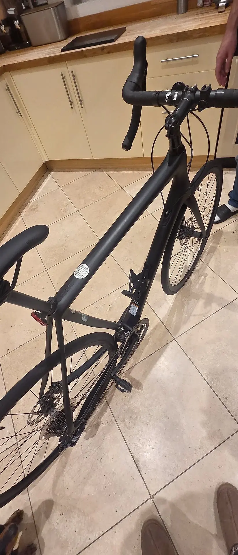 Used 2021 Cannondale Synapse Carbon Disc Ultegra Road Bike, photo 3 of 12