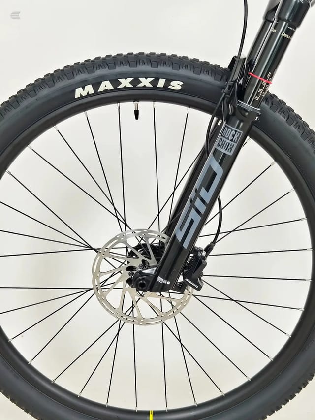 Lapierre XRM 6.9 2023 Carbon XC Race Full Suspension Mountain Bike / M / Very Good Condition!, photo 5 of 16