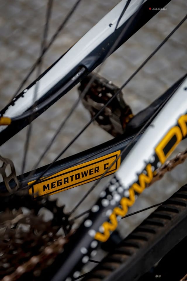 2020 Santa Cruz Megatower, photo 9 of 10