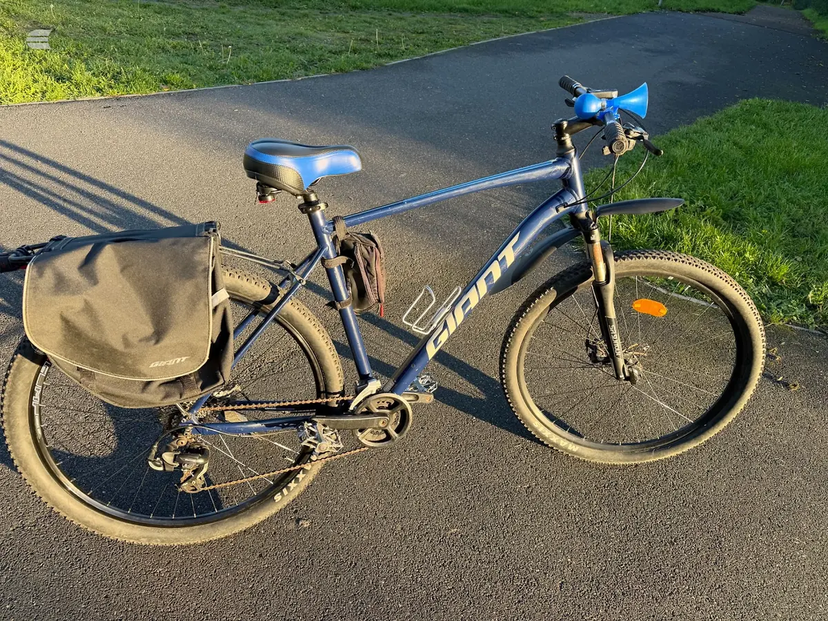 Used 2021 Giant Talon 4 Hybrid Bike