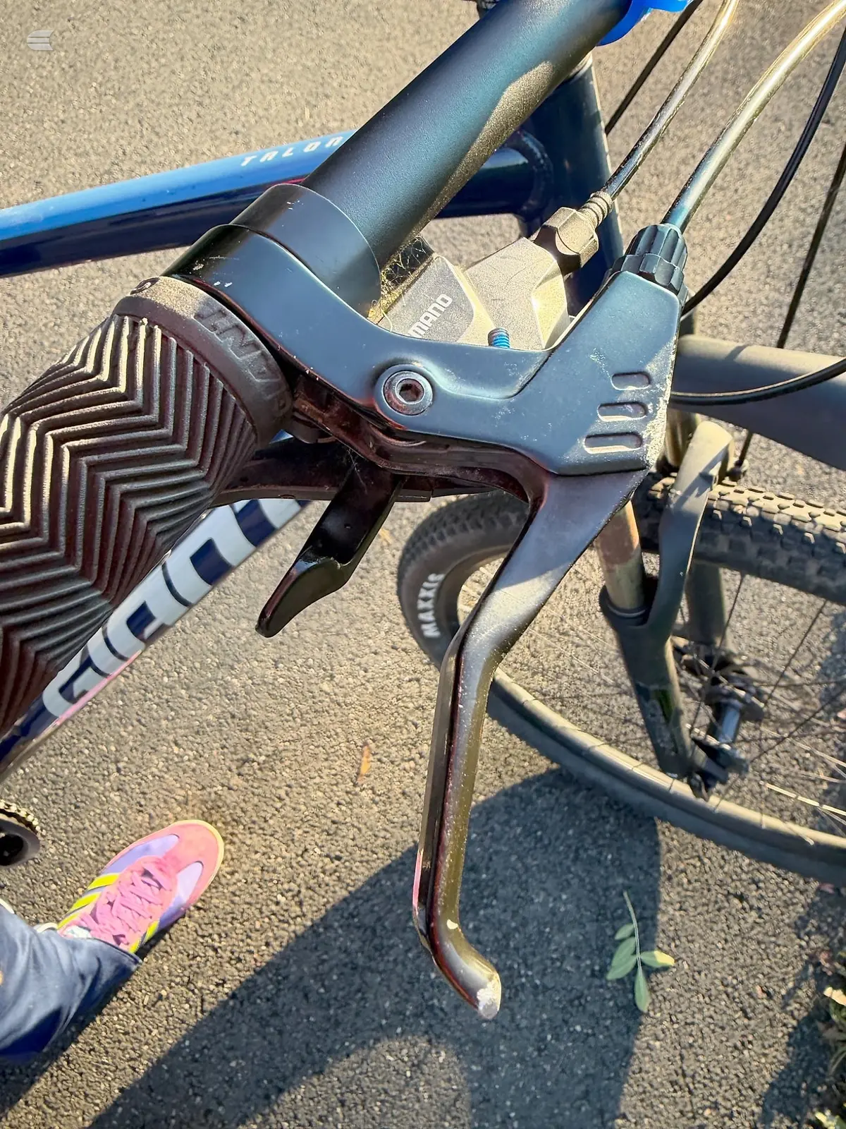 Used 2021 Giant Talon 4 Hybrid Bike, photo 5 of 10