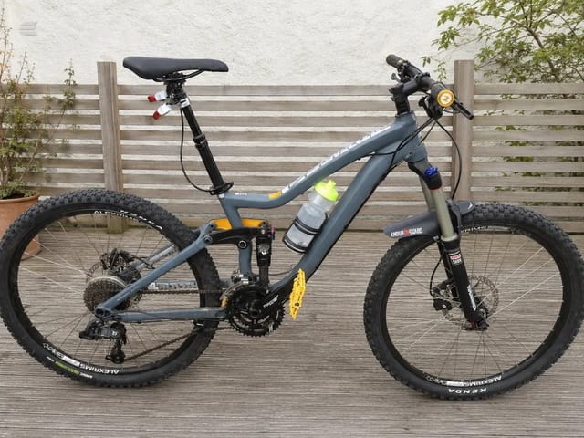 Avanti Torrent F1 Full Suspension Mountain Bike, 26in, 135mm, SRAM 3x9, Hydraulic Disc