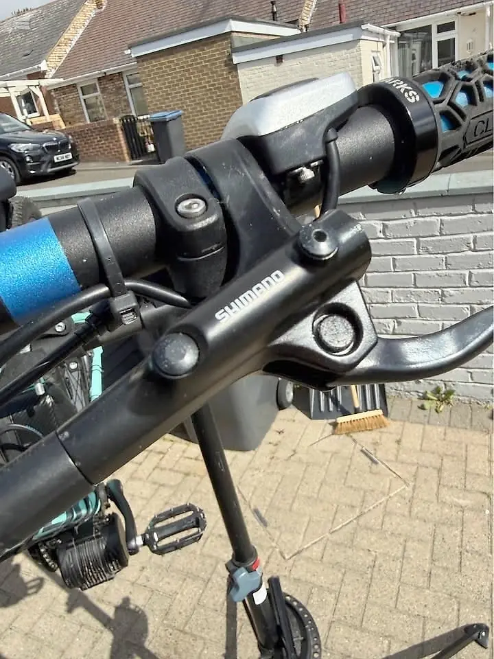 Used Trek Roscoe 7 Mountain Bike, photo 5 of 10