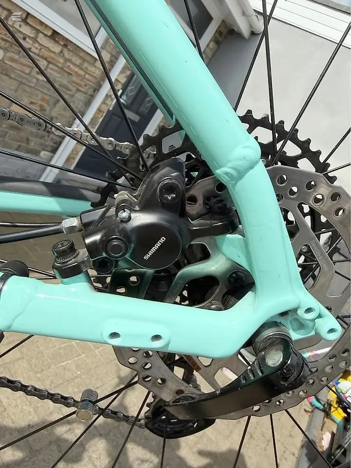 Used Trek Roscoe 7 Mountain Bike, photo 9 of 10