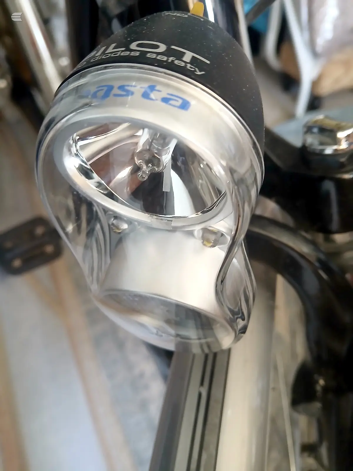 Used Cumberland Sky-Cruiser XTS Hybrid Bike, photo 6 of 6