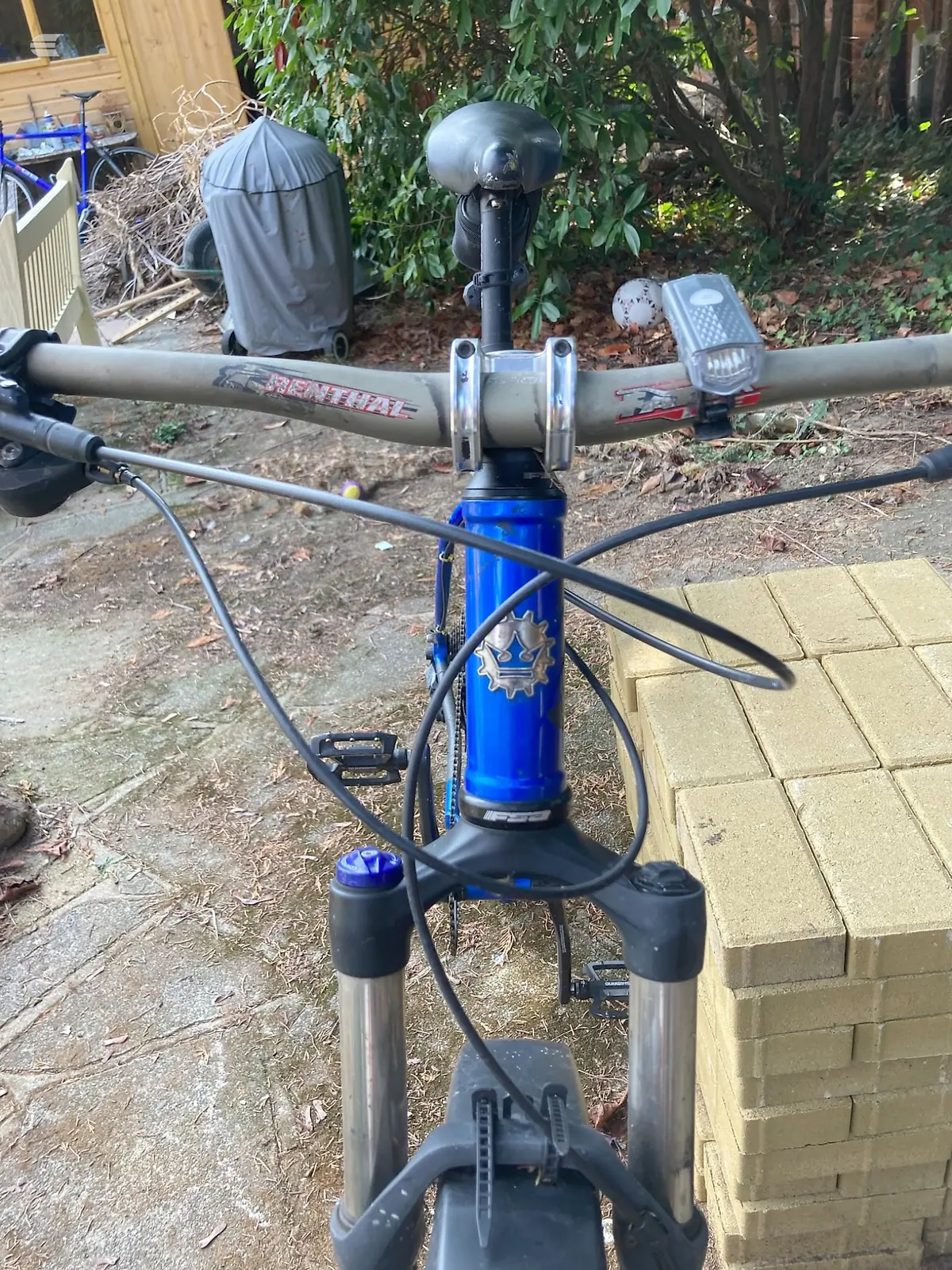 Used Stanton Sherpa 853 Mk2 Mountain Bike, photo 2 of 12