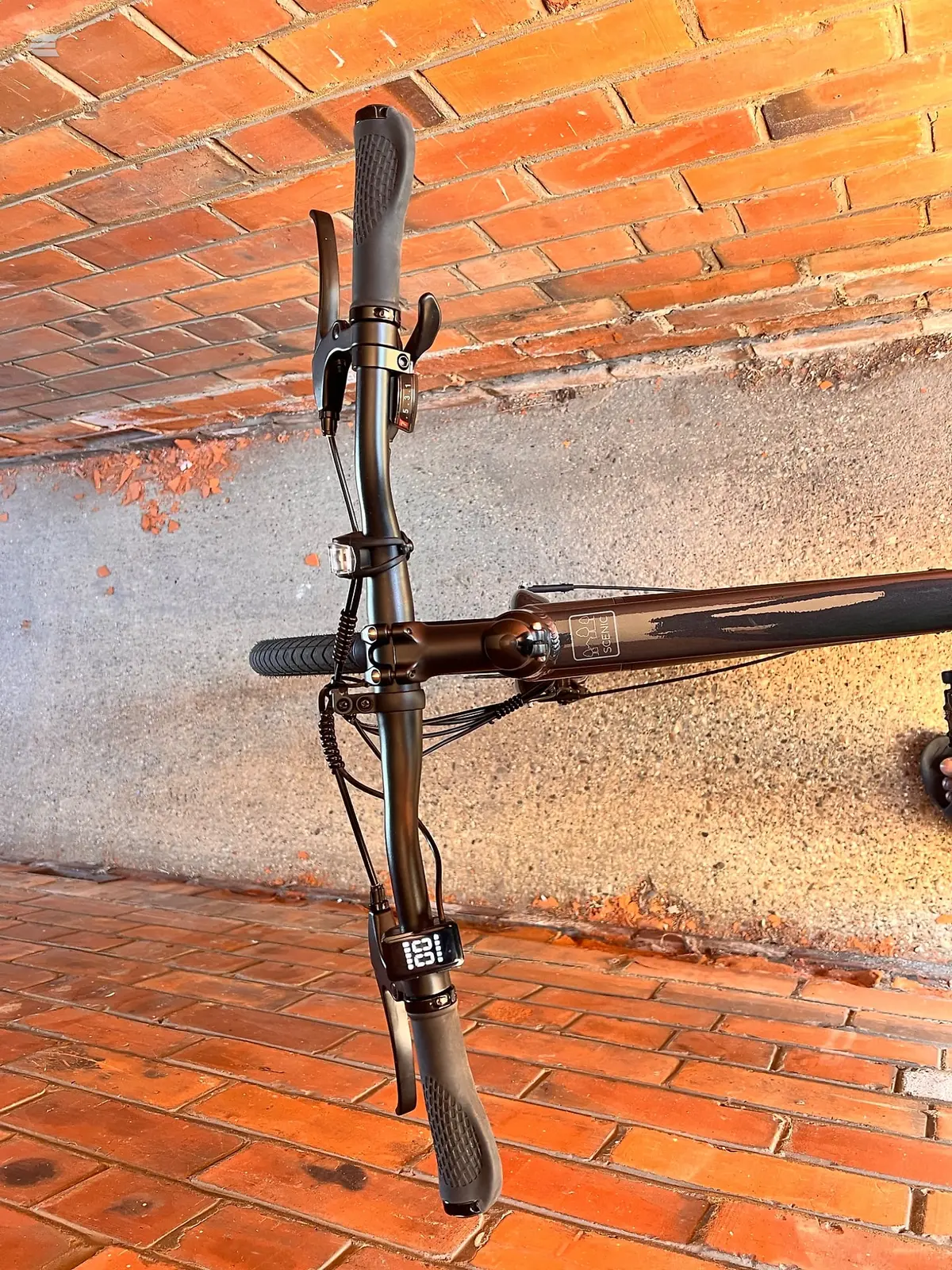 Used 2026 Dawes Scenic Crossbar Hybrid Bike, photo 6 of 9
